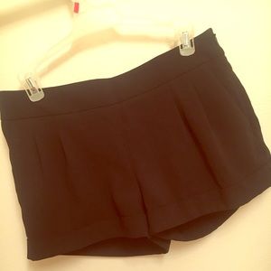 Express Dress Shorts - NEW WITH SIZE TAG